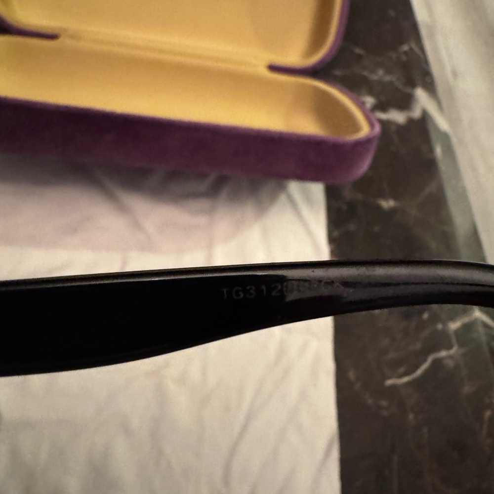 Gucci Black  Women's Glasses - Picture 4 of 6